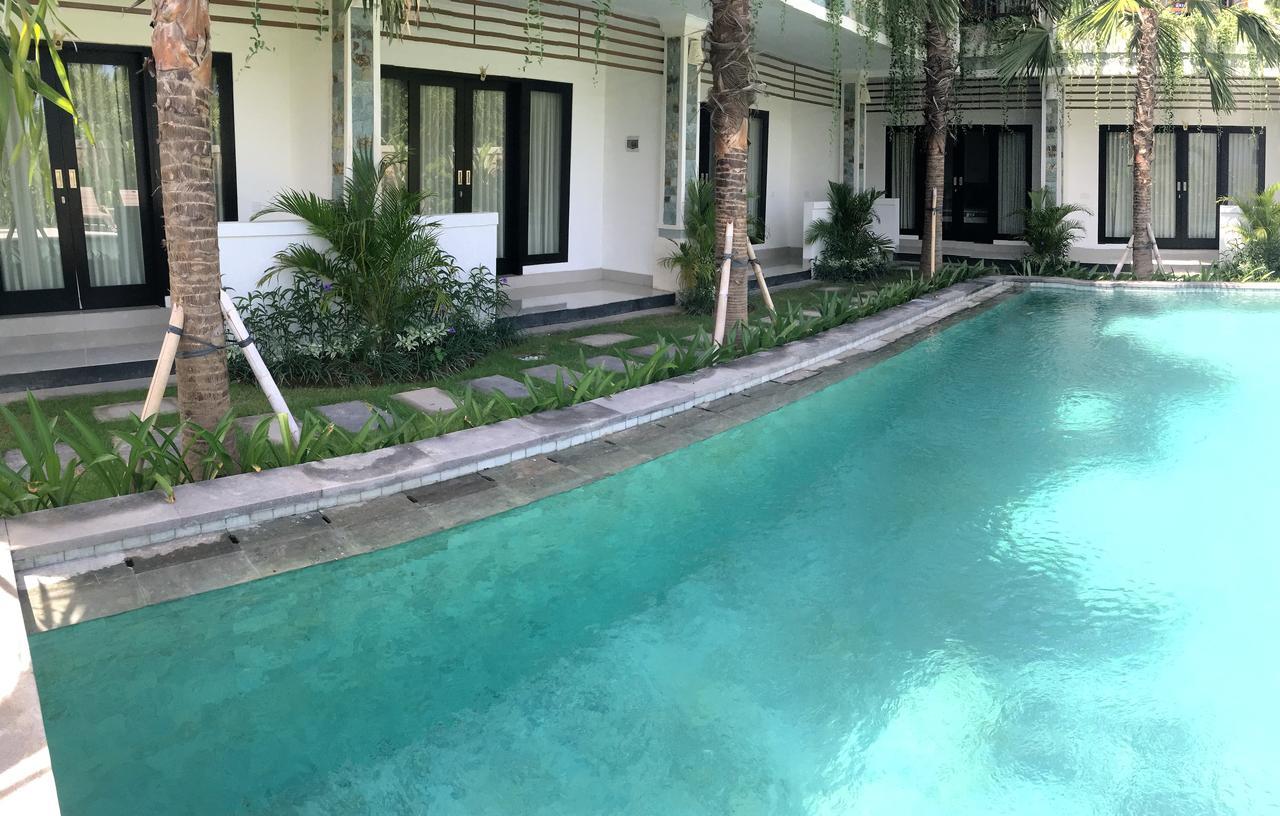 Indah Homestay Seminyak Exterior foto