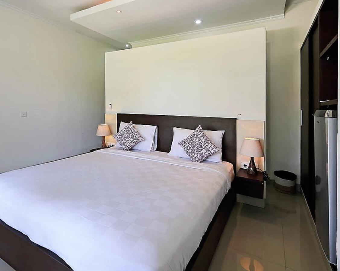 Indah Homestay Seminyak Exterior foto